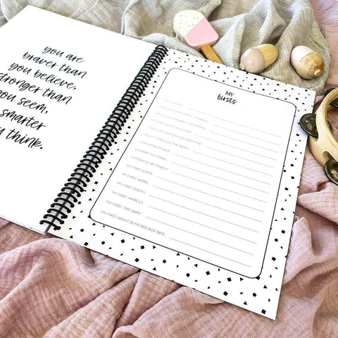 'Hey Baby' Baby Milestone Book