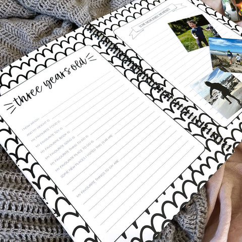 'Little Me' Toddler Milestone Book